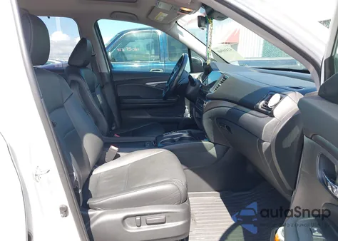 2021 Honda Pilot 2Wd Special Edition from USA, damaged, VIN 5FNYF5H25MB011930